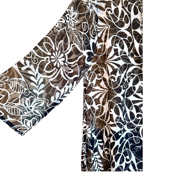 CHICO, NWOT, WOMENS SHEER TUNIC TOP WITH RHINESTONE, BEADED NECKLINE. SIZE 0 - Picture 5 of 7